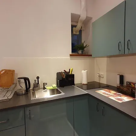 L-2 Krakow Center Studio O&P Apartfamily-2